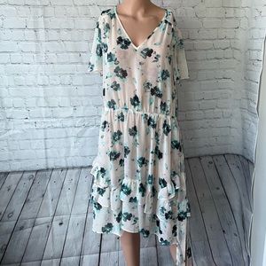 Simply Vera Vera Wang White & Blue Floral dress size L